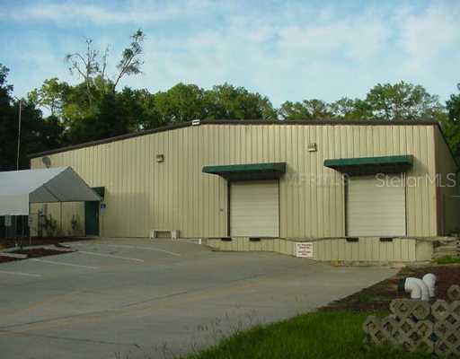 Commercial - фото