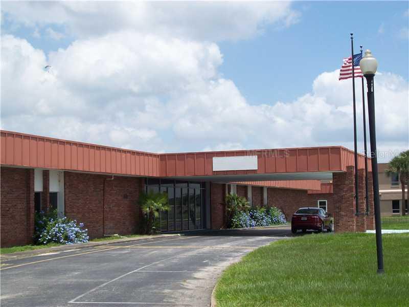 Commercial - фото