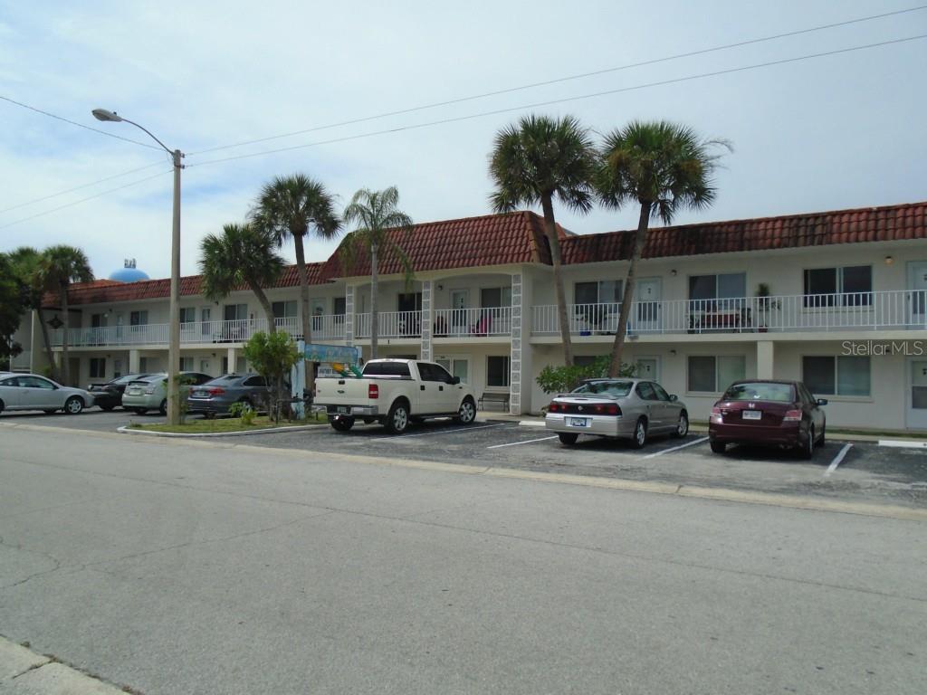 Commercial - фото