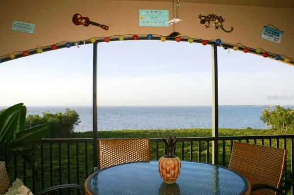 BELLA LAGO AT VIVANTE