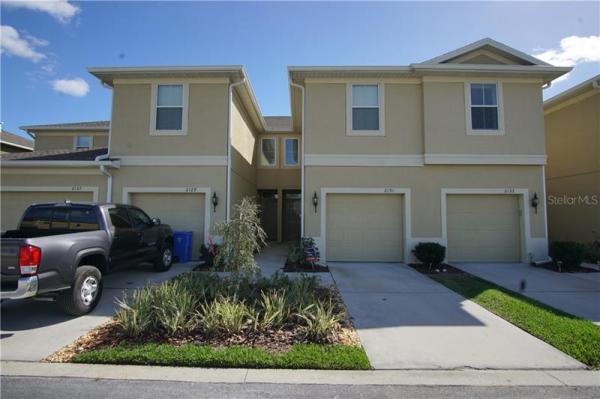 BROADWAY CENTRE TOWNHOMES