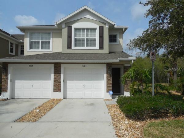 CARRIAGE HOMES AT DUNWOODY COMMONS