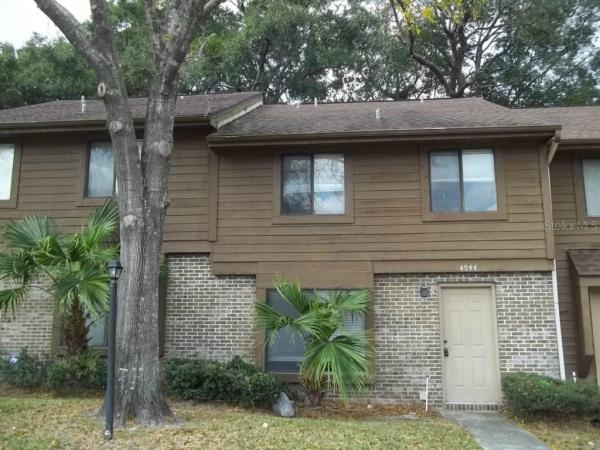 ACORN VILLAGE CONDO PH 08