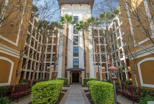 FLORIDAYS ORLANDO RES PH 1