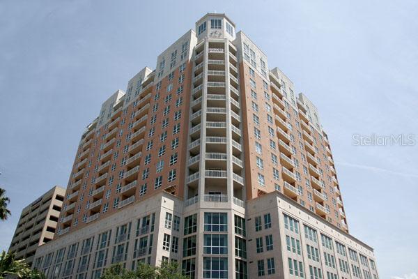 1350 MAIN RESIDENTIAL