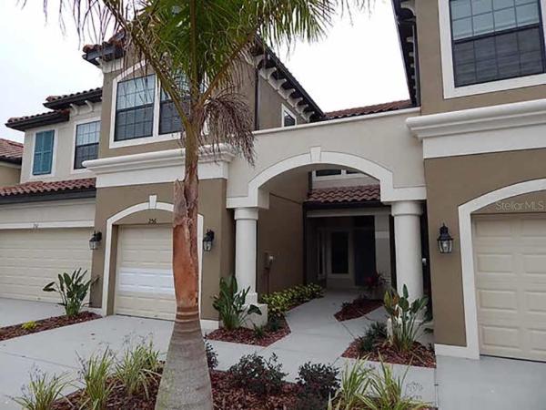 MUIRFIELD VILLAGE AT HONORE