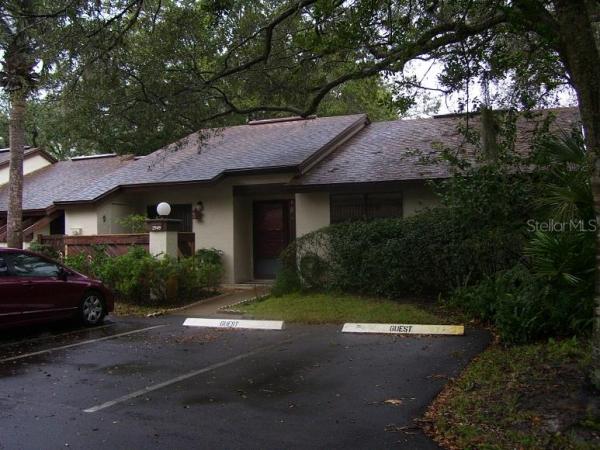 STRATHMORE GATE-EAST