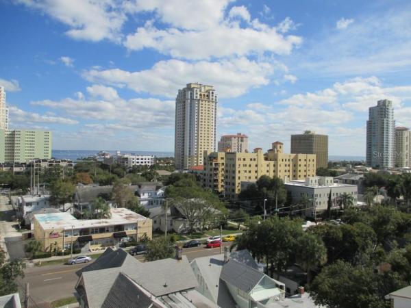 WALKER-WHITNEY PLAZA CONDO