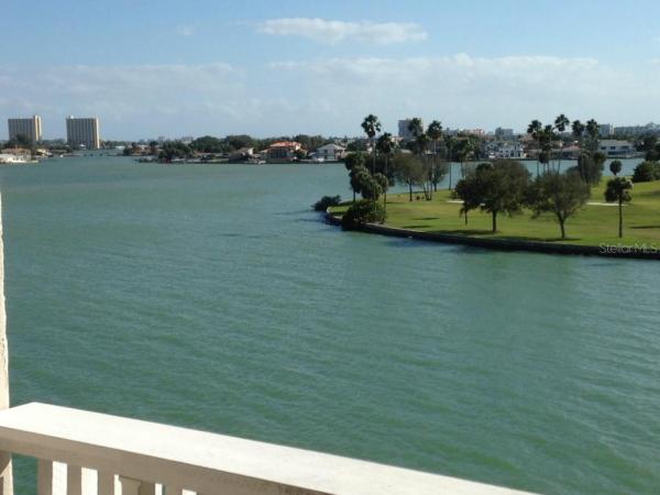 TREASURE ISLAND TENNIS & YACHT CLUB