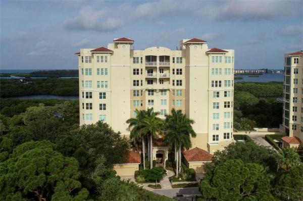 MERIDIAN AT THE OAKS PRESERVE