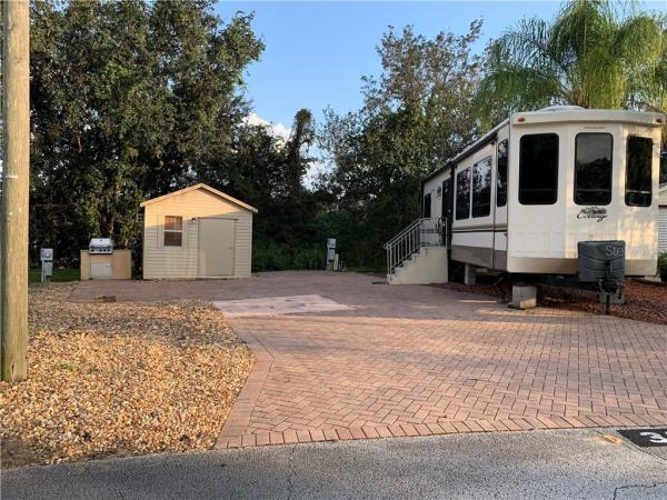 GROVELAND ROLLING RIDGE RV RESORT CONDO UNI