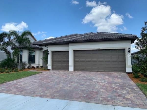 ISLANDWALK AT THE WEST VILLAGES