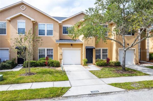 EMERALD POINTE TWNHMS AT TA