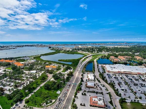 BAY PINES APTS CONDO