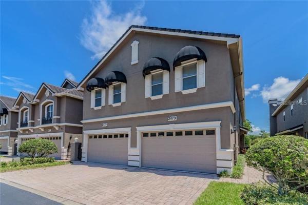 TOWNHOMES AT LOST OAKS