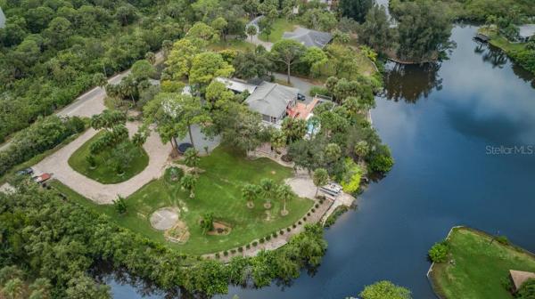 TAMPA TARPON SPGS LAND CO