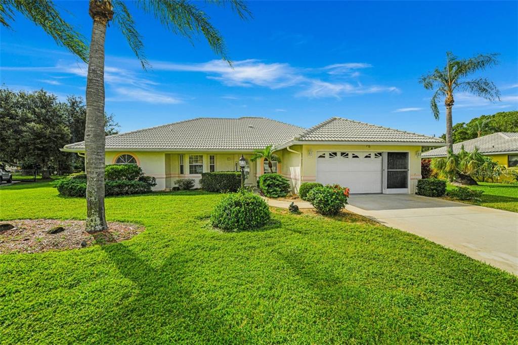 SORRENTO EAST - фото