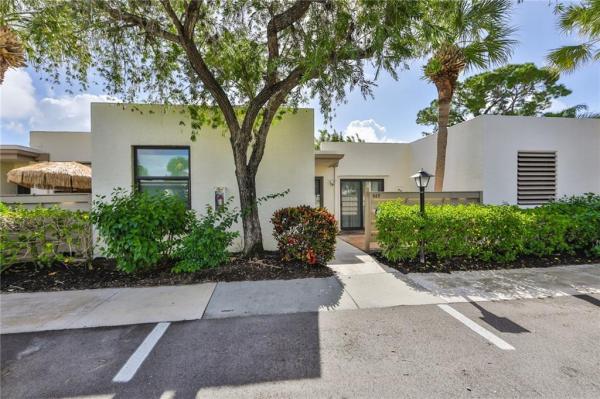 WILDEWOOD SPGS 5-B LAKESIDE