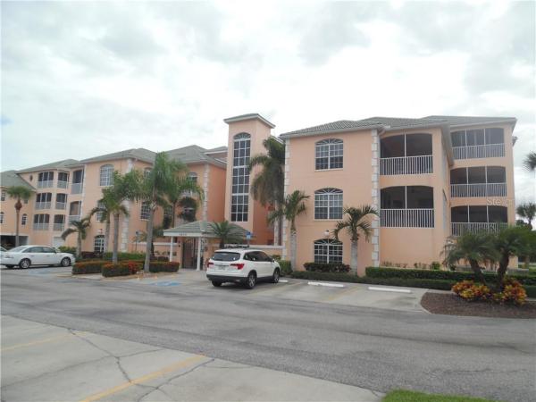 COURTYARDS AT GONDOLA PARK