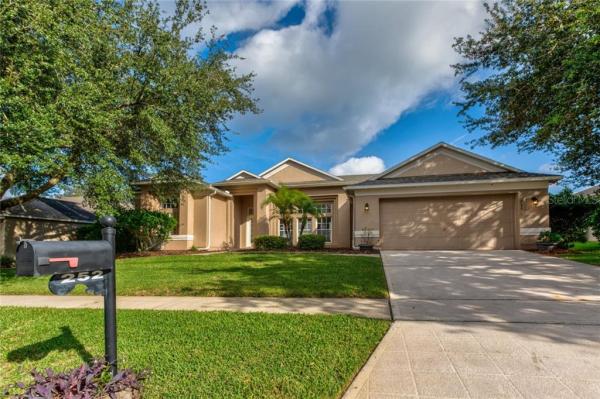 LAKE FISCHER ESTATES