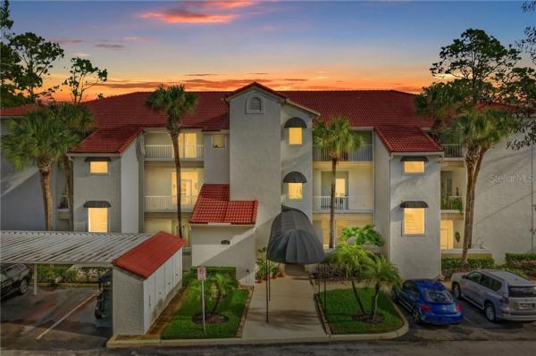 HAMPTONS OF HEATHROW 1 THE