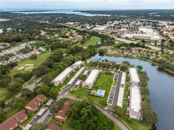 EAST LAKE WOODLANDS CONDO