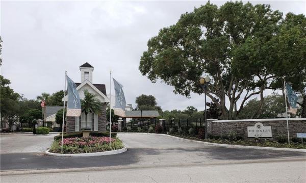 BENTLEY AT COBBS LANDING CONDO THE