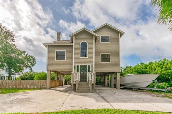 CROSSING AT THE NARROWS
