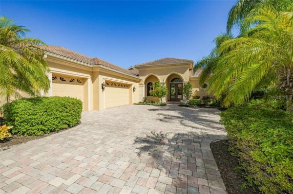 LAKEWOOD RANCH COUNTRY CLUB