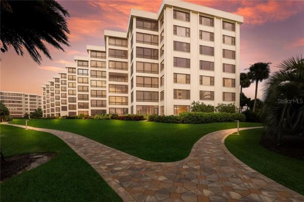 GULF & BAY CLUB PH 2