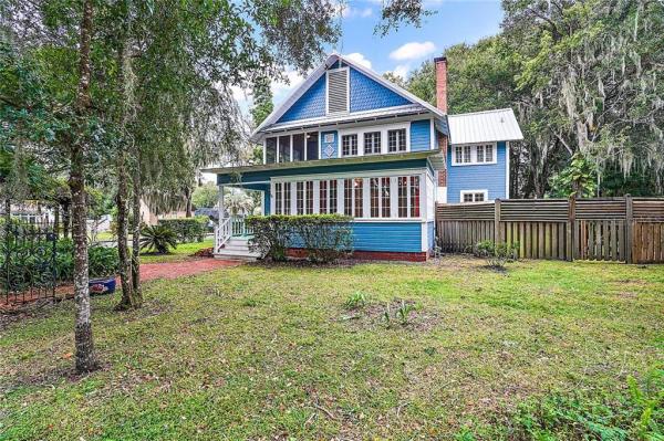 MOUNT DORA MRS S D SHORTS