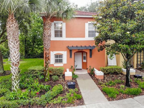 EMERALD ISLAND RESORT