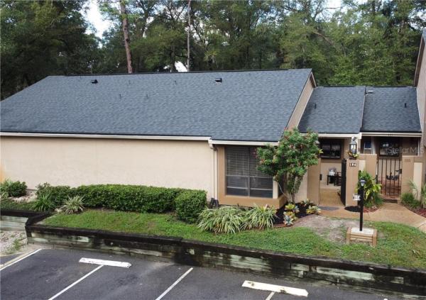 VILLAGE TWNHMS A CONDO