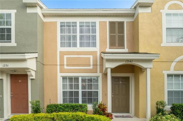 REGENCY OAKS UNIT ONE