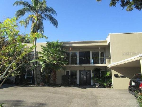 EAST BAY COUNTRY CLUB CONDO APTS