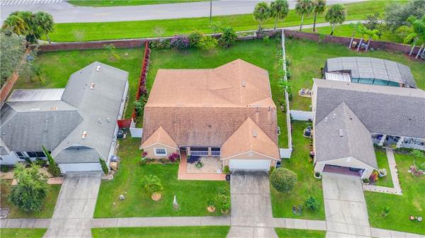 ALLAMANDA GRACE AT CRESCENT LAKE