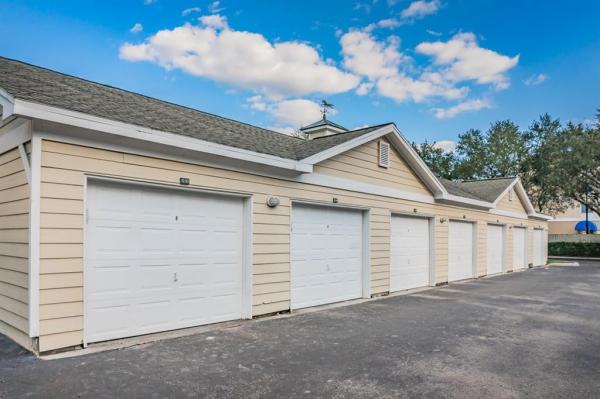 EQUESTRIAN PARC AT HIGHWOODS P