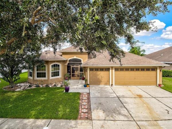 VALENCIA GARDENS PH 03