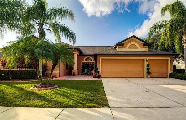 SUNCOAST LAKES PH 02