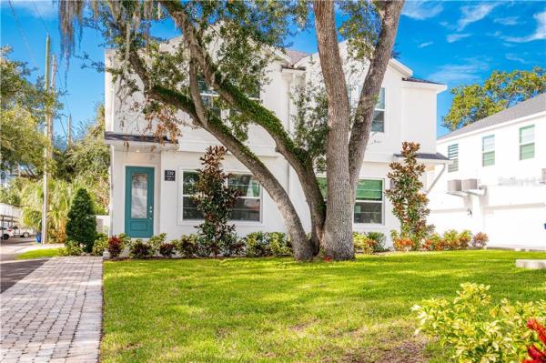 WEST FIG STREET TWNHMS