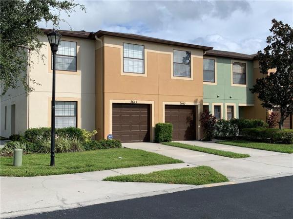 EDGEWATER AT LAKE BRANDON