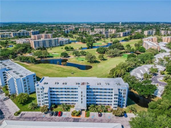 THE LINKS AT PINEBROOK