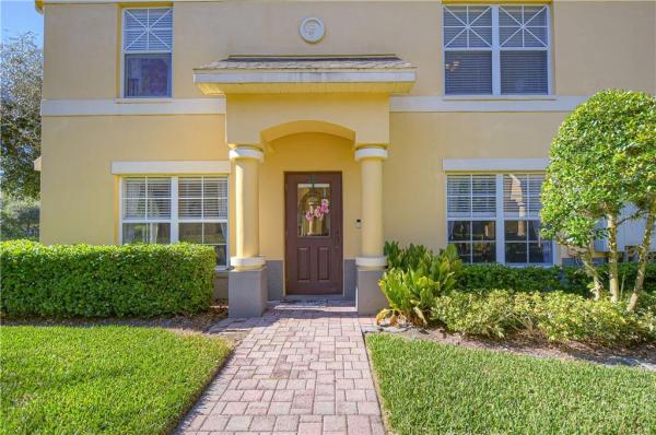 CHARLESTON PLACE TWNHMS