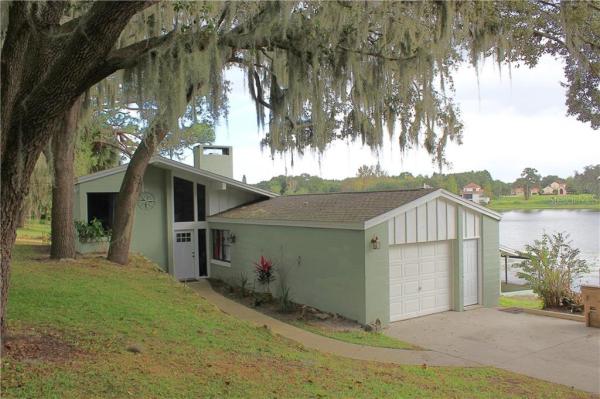 CHIMNEYS ON BLUE LAKE UNIT 01