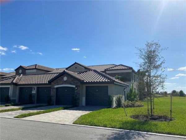 LAKEWOOD NATIONAL VERANDAS