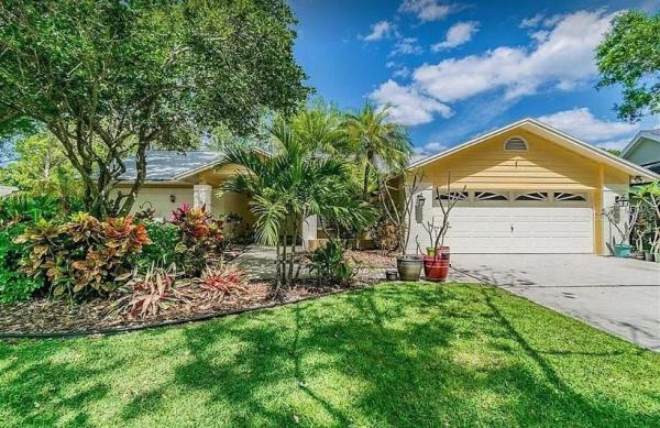 ESTATES AT COBBS LANDING THE PH 1