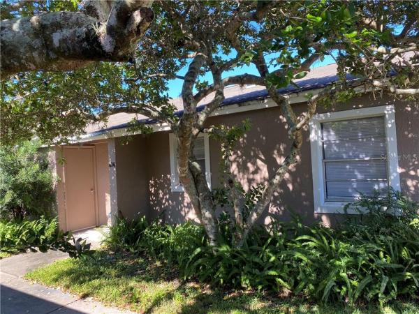 DORCHESTER SQUARE/VILLAS OF LAKE MARY