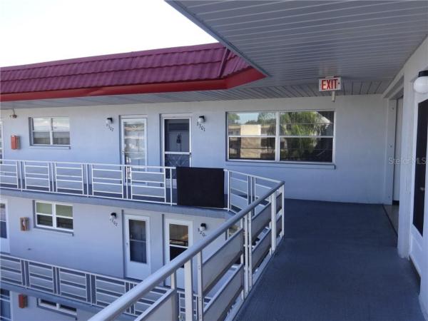 FIVE TOWNS OF ST PETE