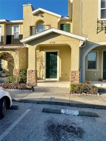 SUNSET POINT TOWNHOUSE