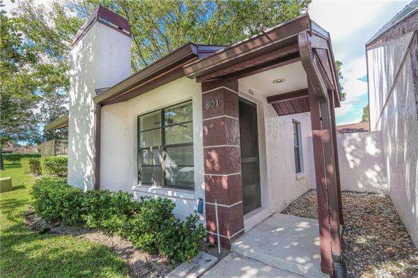 MAGNOLIA RIDGE CONDO